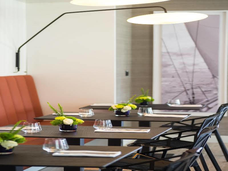 Herods Herzliya Hotel By The Beach Exterior photo
