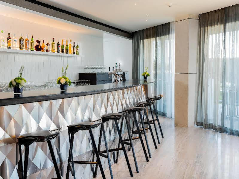 Herods Herzliya Hotel By The Beach Exterior photo