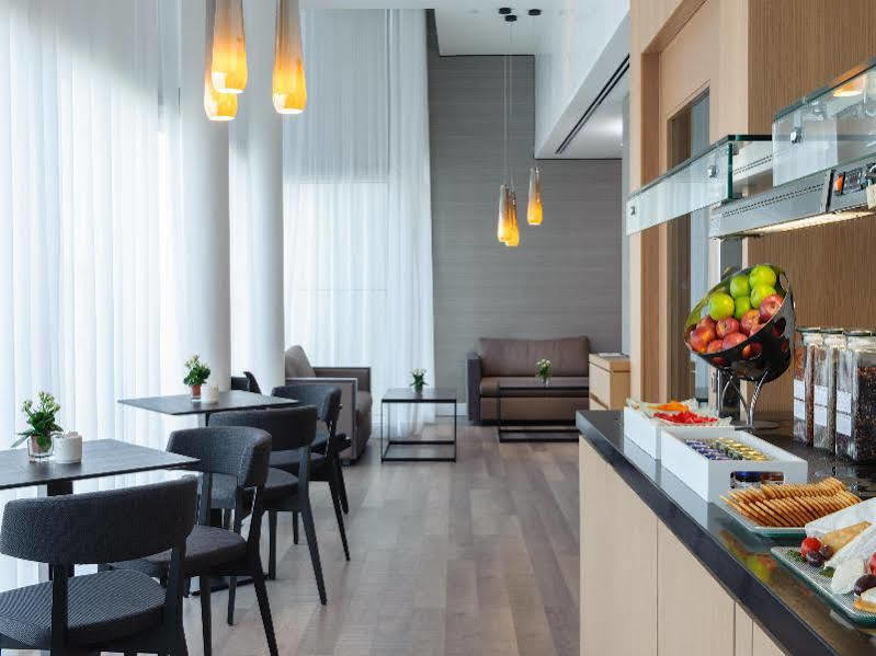 Herods Herzliya Hotel By The Beach Exterior photo